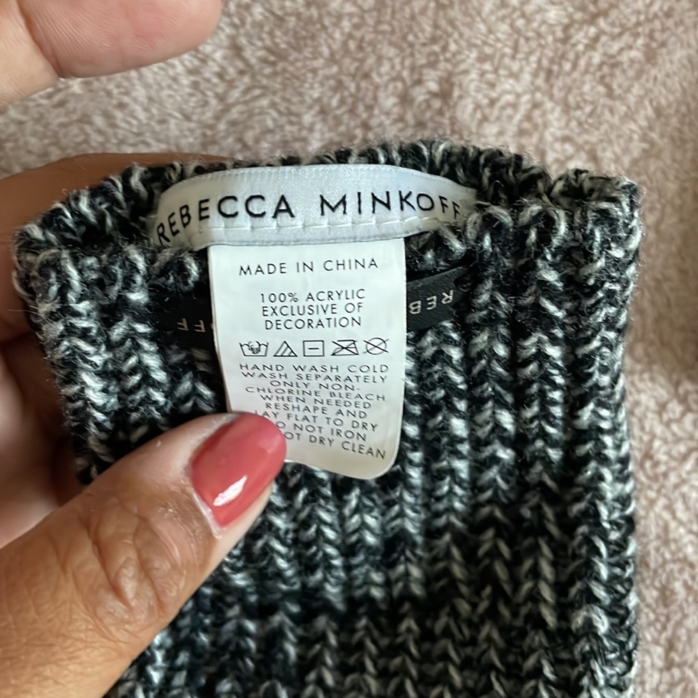 REBECCA MINKOFF- hat and fingerless glove set - Picture 4 of 6
